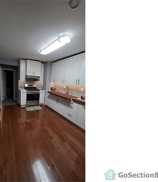1st image of 112 Waverly St