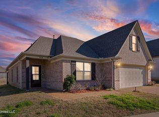 8028 Switzer Dr, Southaven, MS 38671