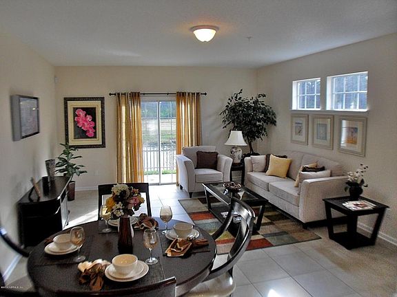 2nd image of 11299/2 Estancia Villa Cir #1302