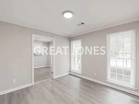 2nd image of 2517 McGraw Ct