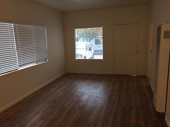 3rd image of 2724 Santa Clara Way
