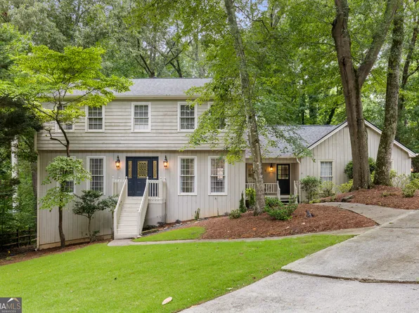 2240 Six Branches Dr, Roswell, GA 30076