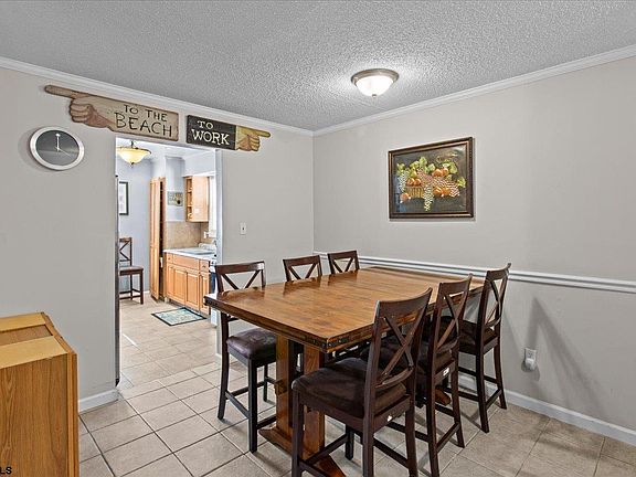 5th image of 348 N Dr M L K Blvd