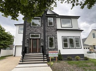 65 Garden Ter, Edison, NJ 08817