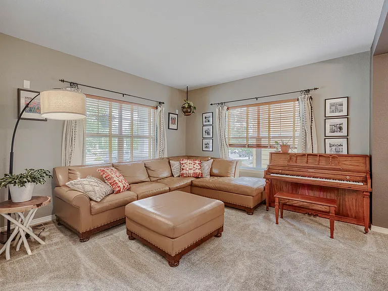3808 Sunchase Dr — Photo 6