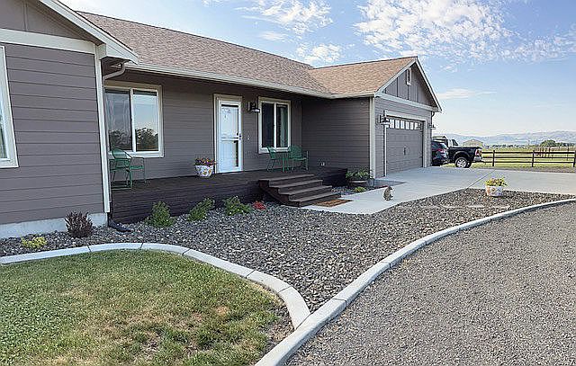 House view from circle drive