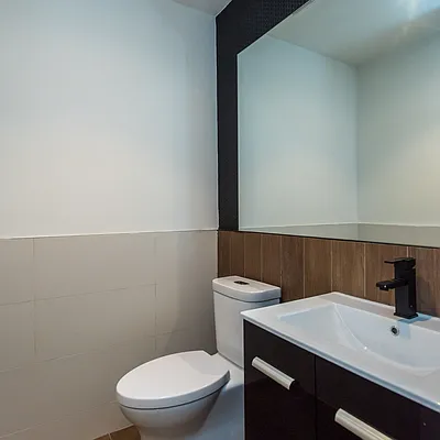 Rented by Nooklyn NYC LLC | media 46