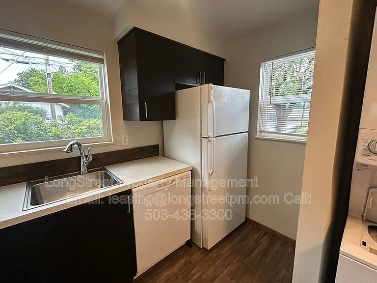 3201 SE Wake St #1 — Photo 11