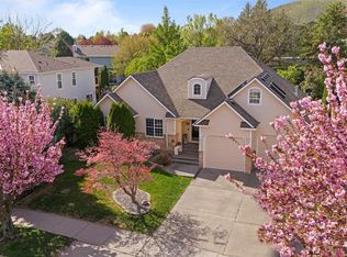 1817 Newhaven Loop, Richland, WA