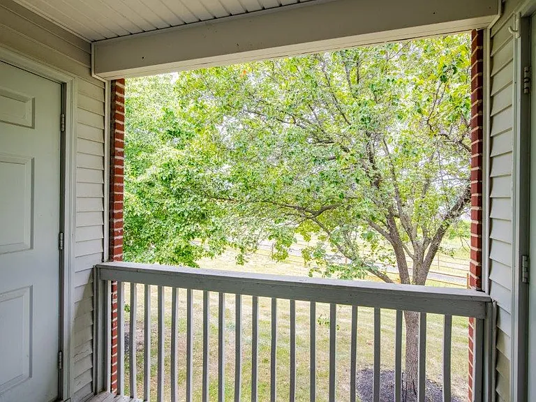 Abrams Run Apartment Homes — Photo 17