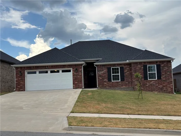 121 Magazine St, Prairie Grove, AR 72753