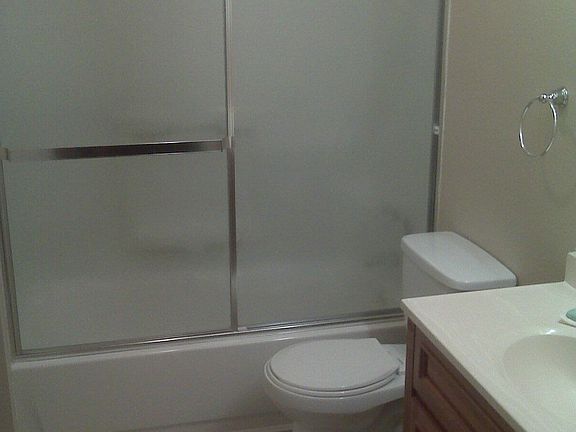 Tub / shower