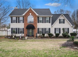 951 Field View Dr, McDonough, GA 30253