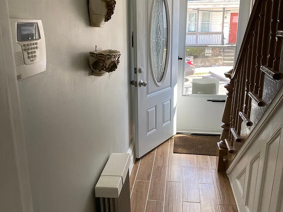 53 Carman St #1
