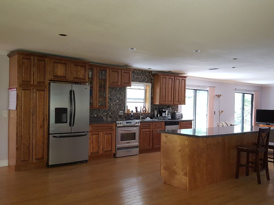 1st image of 107 Citrus Ln