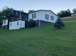 1115 Hall St, Lenoir City, TN 37772