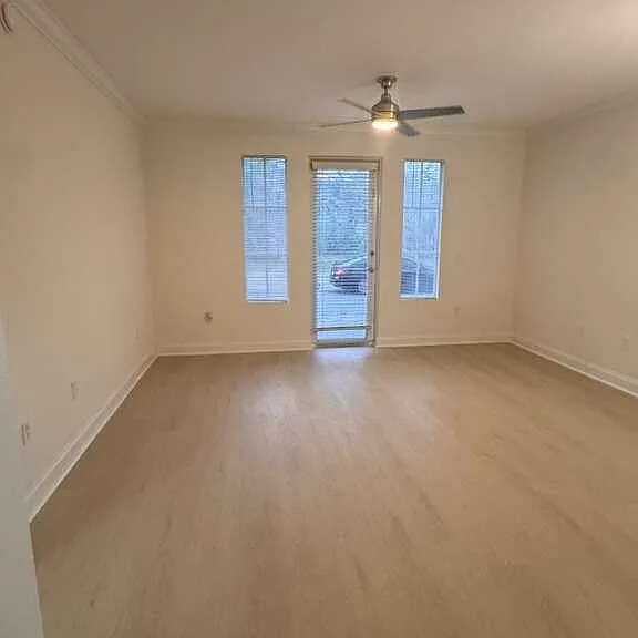 533 NE 3rd Ave #120 — Photo 16