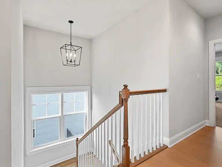 Maggie Dr — Photo 21
