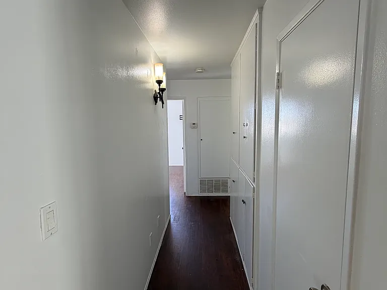 5935 Lake Murray Blvd — Photo 17