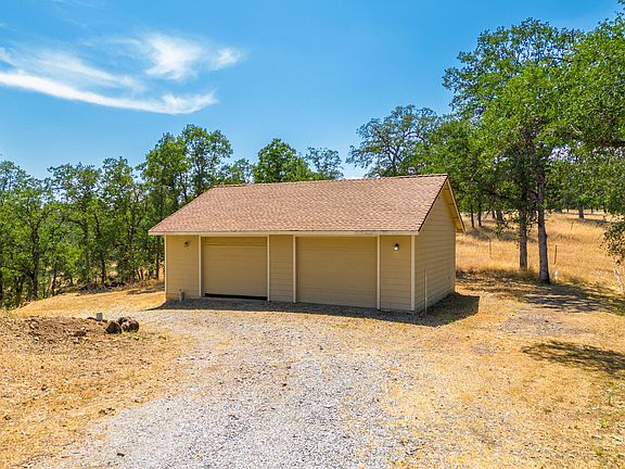 24035 Ajax Ln Bella Vista CA 96008 MLS 24 2917 Zillow 24035-ajax-ln-bella-vista-ca-96008-mls-24-2917-zillow