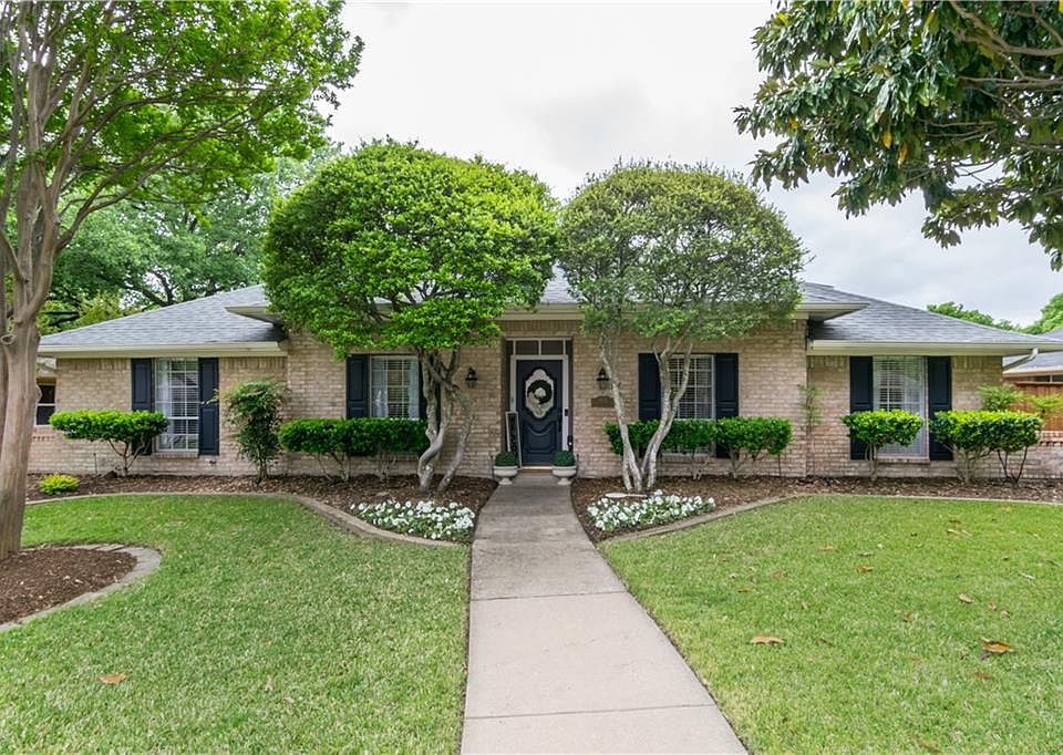 1st image of 2637 Pinehurst Dr