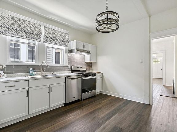 5th image of 3038-36 Republic St