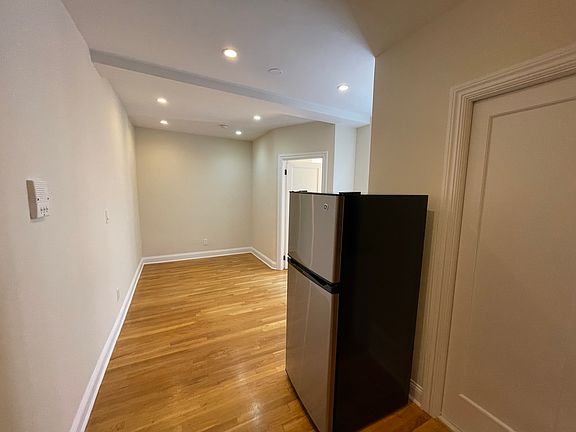 4th image of 228 Avenue B APT 11