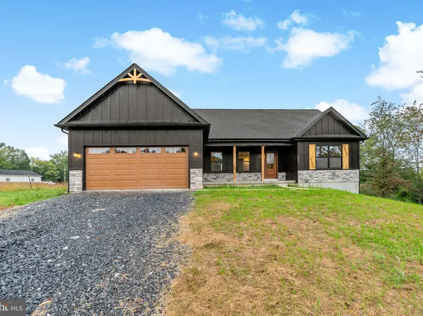 2274 Bowers Rd, Kearneysville, WV 25430
