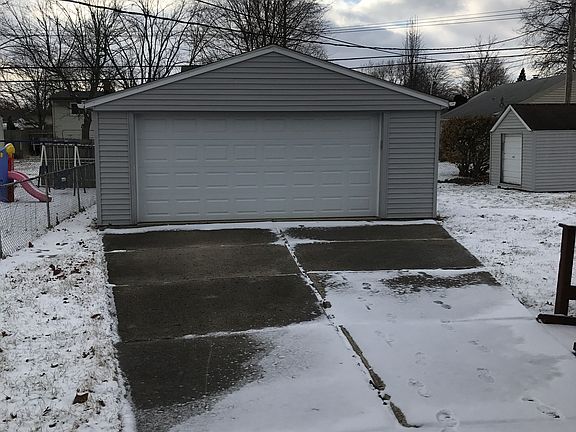 Detached 2-car garage.