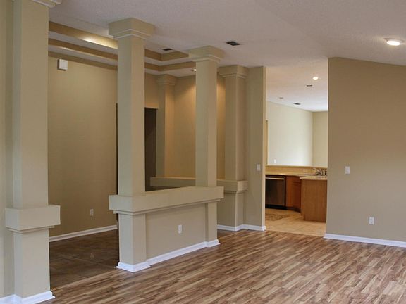 4th image of 2716 N Acorn Park Dr