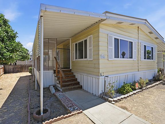 3rd image of 190 Amberglen Dr