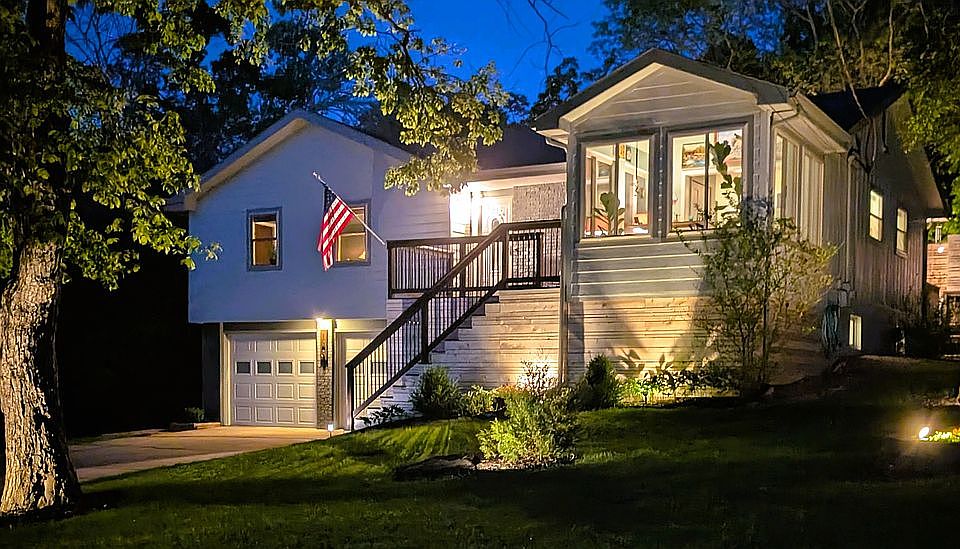 1st image of 143 Santana Cir