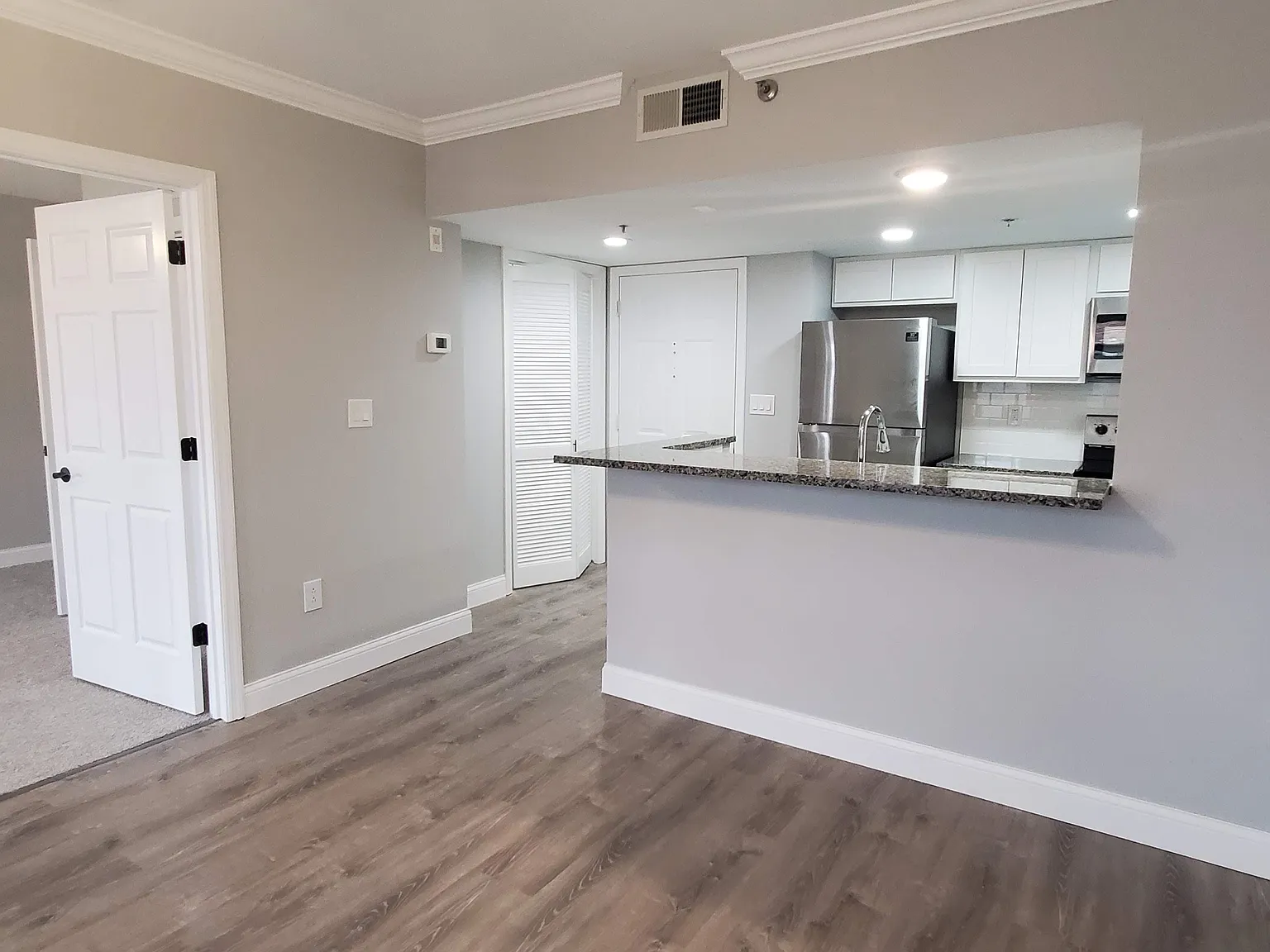 Adams Place Apartments — Photo 2