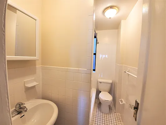 Rented by Corcoran | media 7