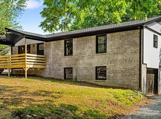 7003 Windcreek Ct, High Point, NC 27263