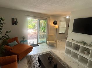 105 S Spring Blvd #3, Tarpon Springs, FL 34689