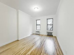 210 E 83rd St APT 2D, New York, NY 10028