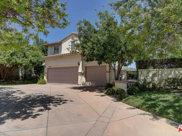 23863 Erin Pl, Canoga Park, CA 91304