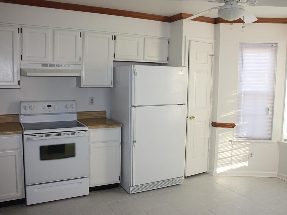 1st image of 5246 Settlers Park Dr