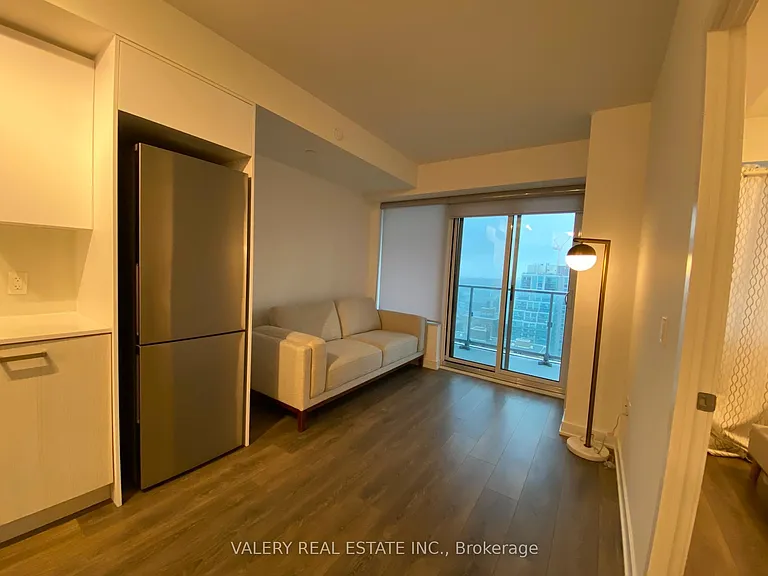 195 Redpath Ave #2205 — Photo 20