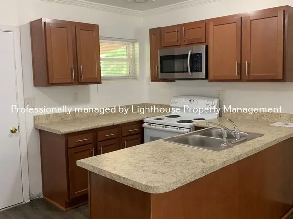 5744 Blackthorn Rd, Jacksonville, FL 32244