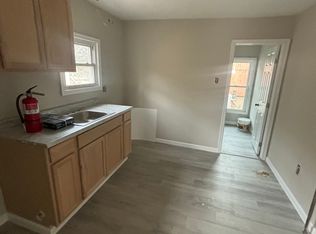 615 S 7th St #B, Vineland, NJ 08360