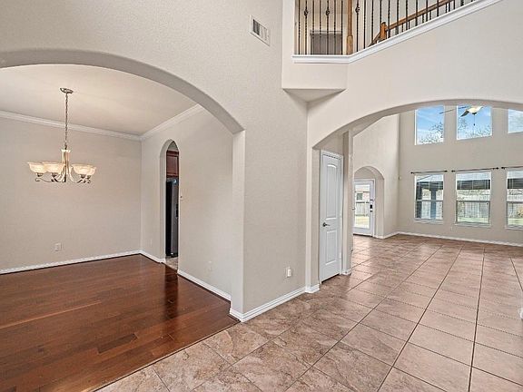 5th image of 20801 Sheridan Heights Ln