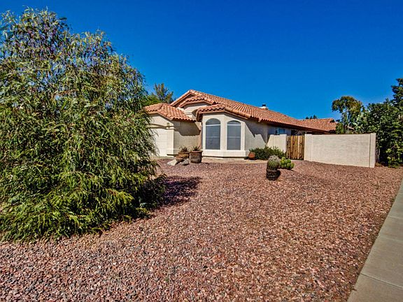 3rd image of 7540 W Kerry Ln