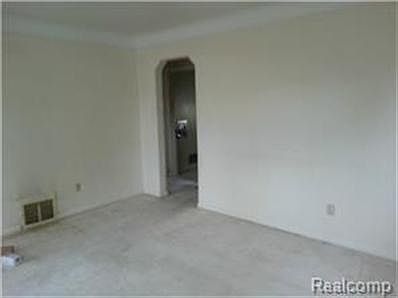 3rd image of 25123 Culver St