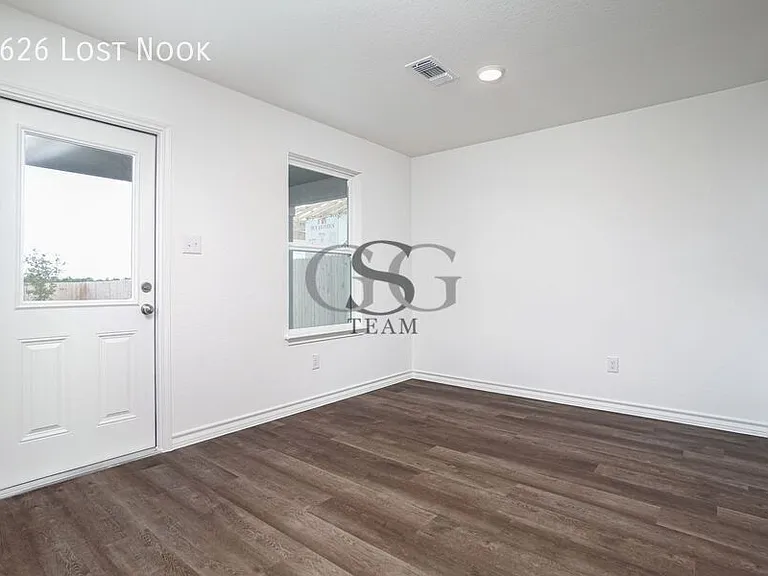 1626 Lost Nook — Photo 6