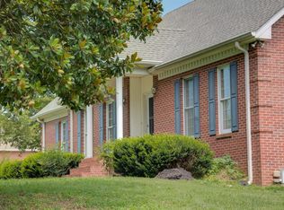 397 Branham Mill Rd, Gallatin, TN 37066