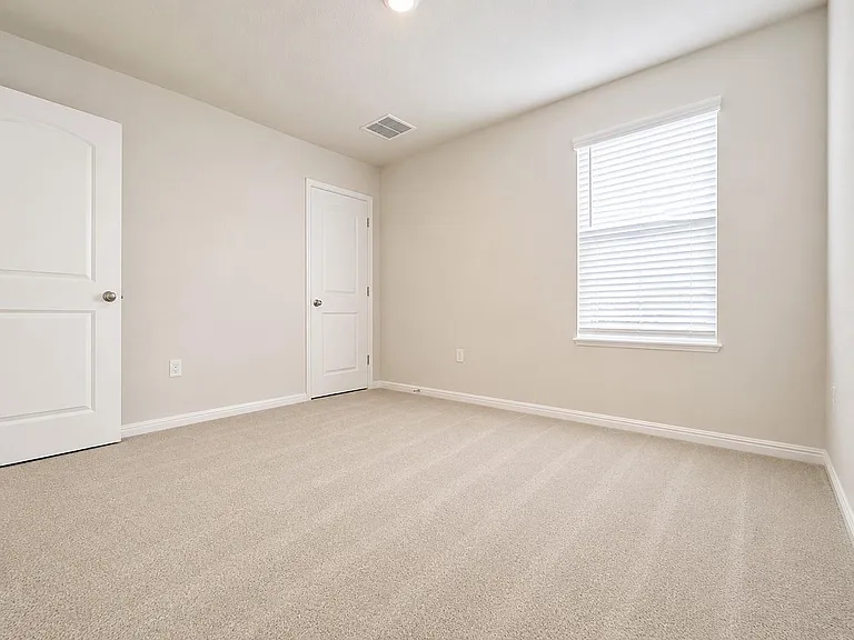 108 Coleto Trl — Photo 17