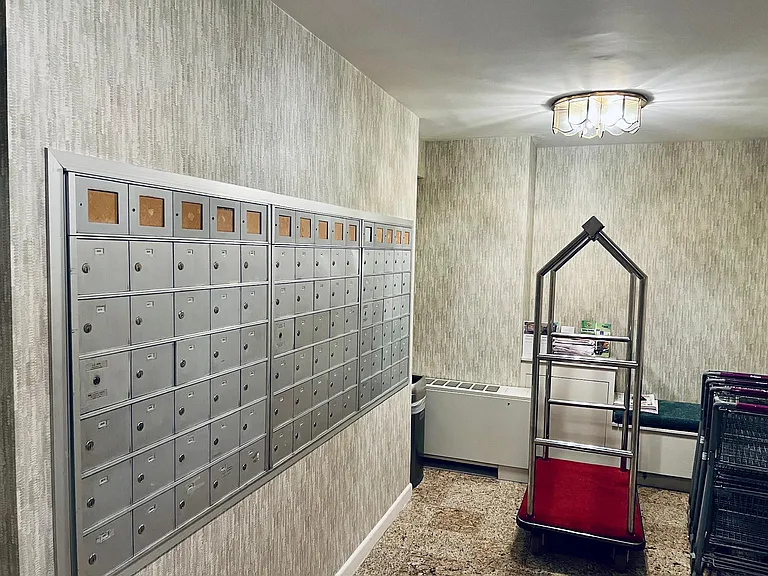 Mail room (shared)
