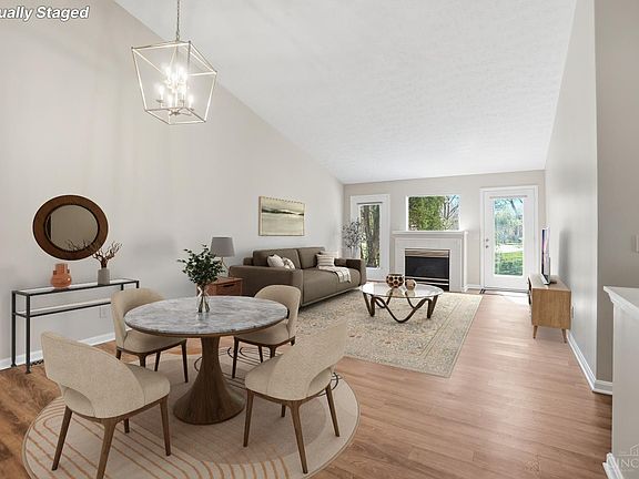 4th image of 1013 Raintree Ln